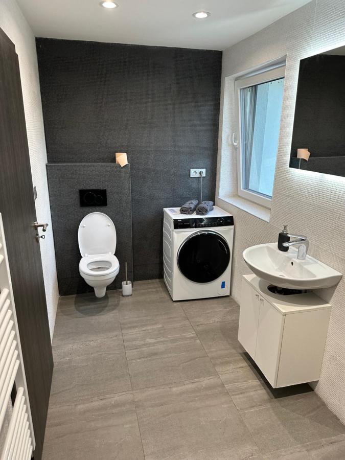 Apartman Byt 75M2 Klid Priroda Pro Rodinu ปราก ภายนอก รูปภาพ